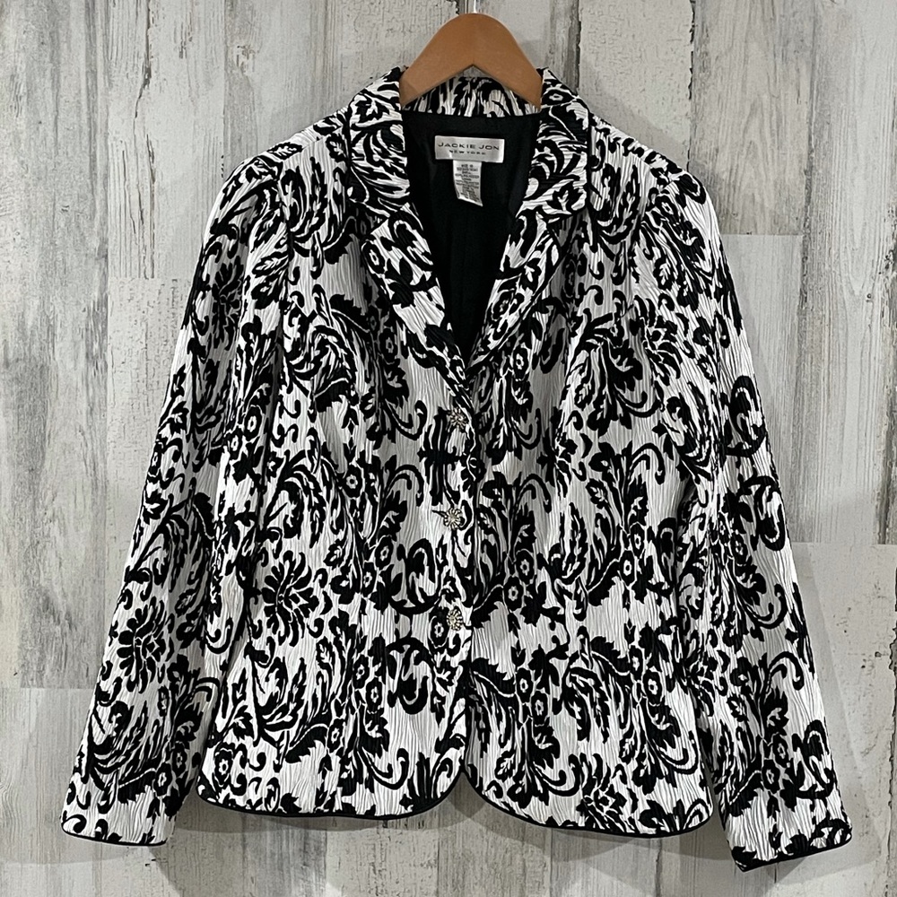 JACKIE JON 90’s Vintage Blazer w/ Crystal Buttons
